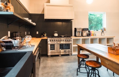 Jewett Cabin | Peaceful Lake Farm Escape: King Bed, Patio with a Soaking Tub, Workspace, Views!