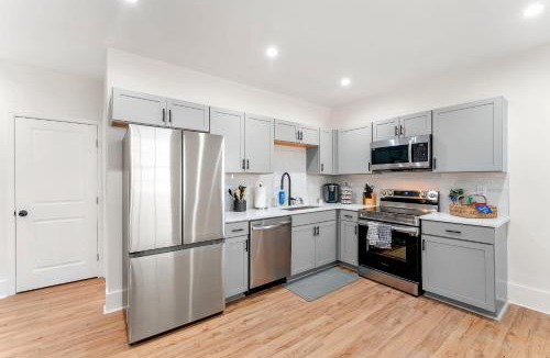 Norcross House | Peaceful & Modern Historic Norcross Home