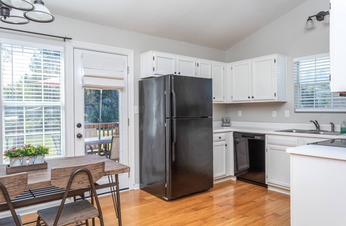 Youngsville House | Peaceful Retreat on the Outskirts!