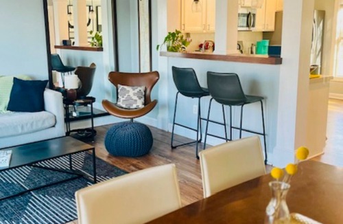 Knoxville House | Peaceful Retreat with Stunning River and Mountain Views, Close to Harpers Ferry