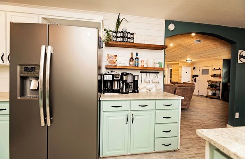 Morgans Point Resort House | Peaceful Lake Retreat 2-bedroom house in beautiful Morgan's Point Resort with AC