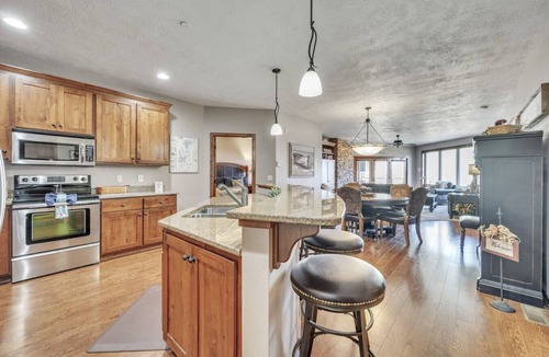 Arnolds Park Condo | Peachy Perch in the Coronado at Bridges Bay Resort