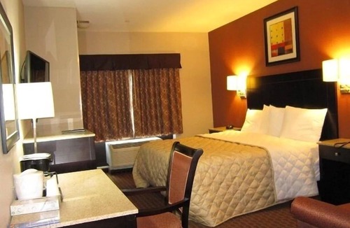 Monmouth Junction Hotel | Perfect Stay at Red Carpet Inn Monmouth! Free Breakfast!