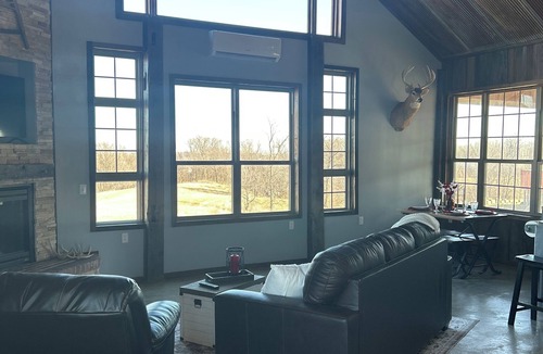 Highland Center Cabin | Perfect 1-bedroom cabin with AC, Sauna in gorgeous Ollie