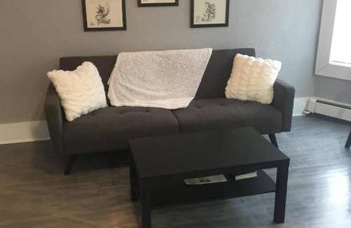 Sherman Hill Apartment | Perfect 1 Bedroom Getaway near downtown