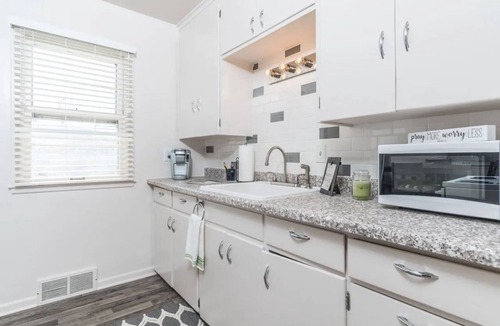 Sioux Falls Apartment | Perfect 2-bedroom apartment near McKennan Park and Downtown!