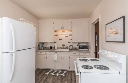 Sioux Falls Apartment | Perfect 2-bedroom apartment near McKennan Park and Downtown!