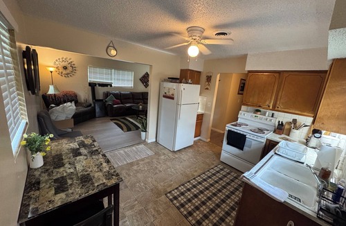 Junction City House | Perfect 2-bedroom house with AC in charming Junction City