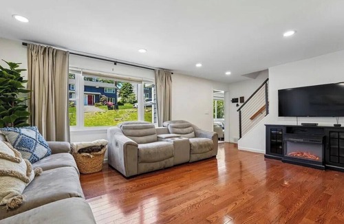 Waldwick House | Perfect 3-bedroom house 25-30 minutes from Metlife Stadium/World Cup