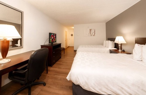 Carteret Hotel | Perfect Choice For Your Family Vacation! 2 Budget-friendly Units, Free Parking!