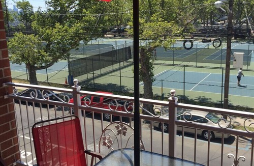 Union City Apartment | Perfect Penthouse -3 Bedrooms - Apt 3 - 15 Mins from NYC