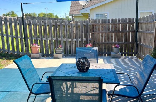 Waldron House | Pet-Friendly 3BR Home, Fenced Yard, Near KC