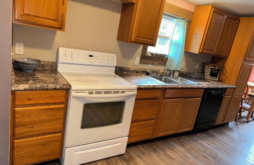 Pineville House | Pet friendly 4 bed 2 bath home with outdoor shower close to local campgrounds!