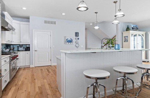 Surf City House | Pet Friendly, Bayside Surf City, Private yard, Pool, Elevator Roof Top Deck.
