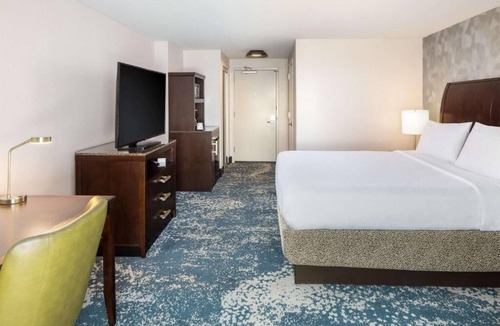 Bethesda Hotel | Pet Friendly Bethesda Room Near Metro NIH And Washington DC