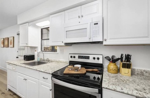 Matthews House | Pet-Friendly Duplex | Ideal for Families & Groups!