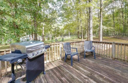 LaGrange House | Pet-Friendly LaGrange Vacation Rental w/Deck!