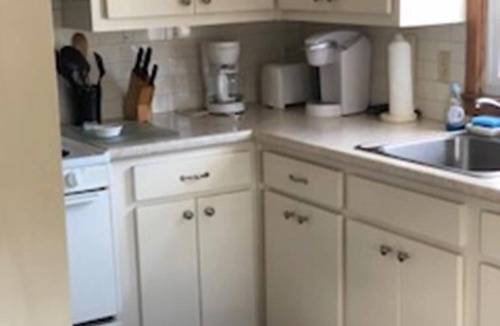 Ship Bottom House | Pet Friendly. Oceanside. WIFI. DOG friendly home, located in Ship Bottom Ocean Side Duplex 1st Fl 77708