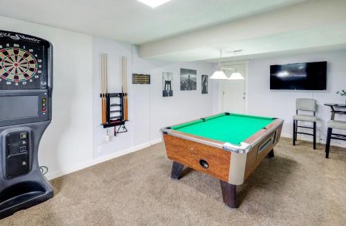 Omaha House | Pet-Friendly Omaha Vacation Rental w/Deck!