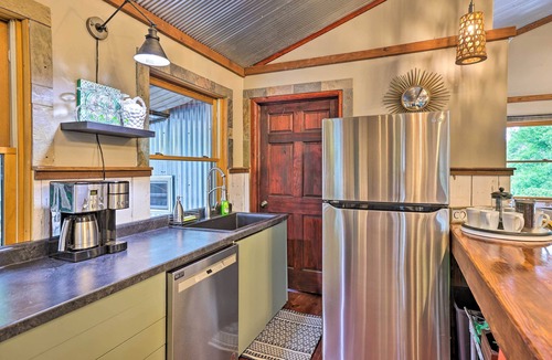 Fremont County Cabin | Pet-Friendly Outdoor Paradise w/Grill, Decks