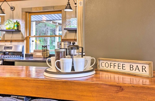 Fremont County Cottage | Pet-friendly Outdoor Paradise w/Grill, Decks