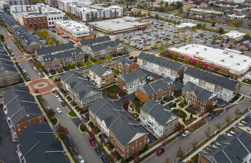 Glen Allen House | Pet-friendly Townhouse in the center of Short Pump