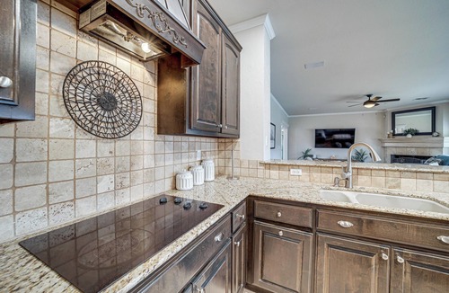 South Tulsa House | Pet-Friendly Tulsa Escape w/Private Hot Tub!