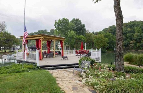 Florence House | Pet Friendly, Wilson Lake, Dock, Boat Launch, 2 Slips, 4 bed 4 bath, lake view