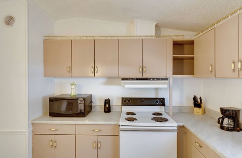 Langston Cottage | Pets Welcome: Quiet Retreat Near Lake Guntersville