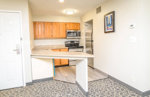 Primos Secane Apartment | Philadelphia Suites-Extended Stay