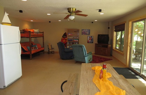 Grenville Cabin | Pickeral Lake SD Cabin For Rent, Grenville SD