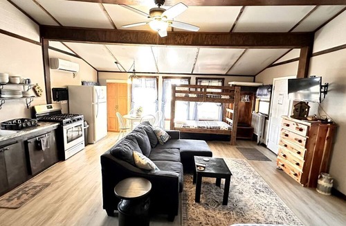 Miami Cabin | Picturesque Cabin with Fire Pit in Miami, Oklahoma