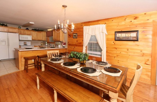 Pigeon Forge Villa | Pigeon Forge 127 - Three Bedroom Villa, Sleeps 11