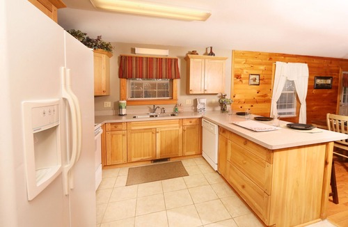 Pigeon Forge Villa | Pigeon Forge 127 - Three Bedroom Villa, Sleeps 11
