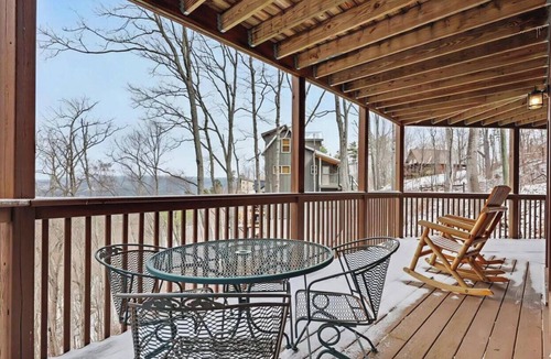Gatlinburg - Pigeon Forge Villa | Pigeon Forge 316 - Two Bedroom Villa, Sleeps 8