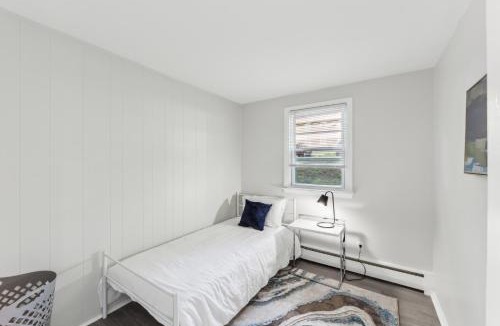 Newark Apartment | Pine Brook 416 I Corporate 15Br Apartment ! Pool