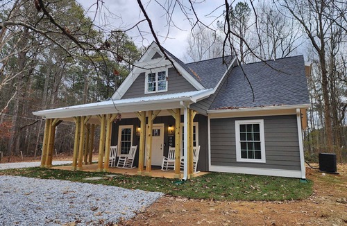 Cartersville House | Pine Mtn Getaway | Pet-OK 3BR w/Weekday Discounts