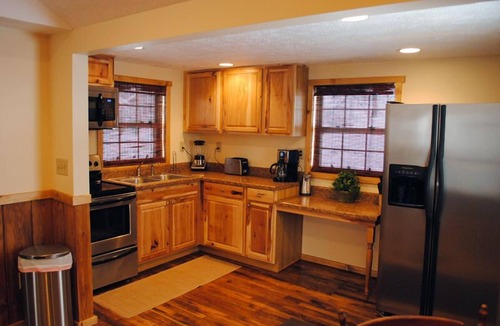 Ohiopyle Cabin | Place in the Pines - Mountain Escape for 2