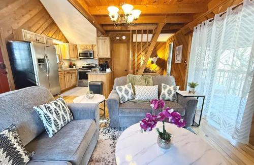 Mill Ridge House | Plentiful Porches - Hot Tub - King Bed - Views