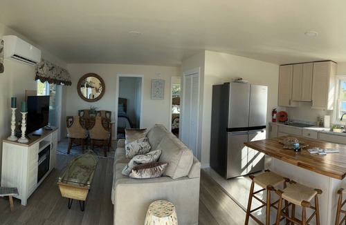 Tilghman Cottage | "Point of View" Waterfront cottage with panoramic views on Tilghman Island