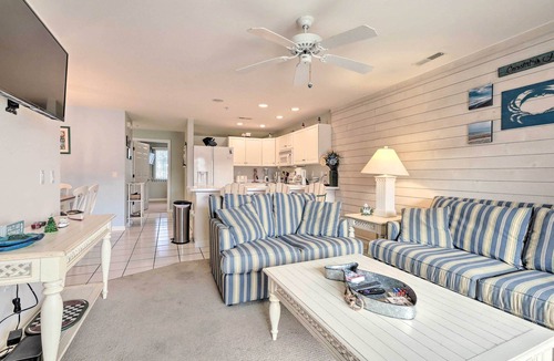 Heron Harbour Isle Condo | Pool, Canal Views! Unit 1/2 Mi to Ocean City Beach