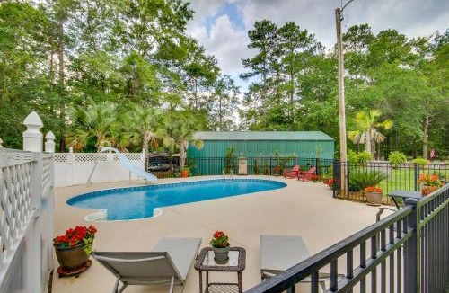 Saint Matthews Apartment | Pool & Fire Pit! 'Outlaw Gameroom' in St Matthews