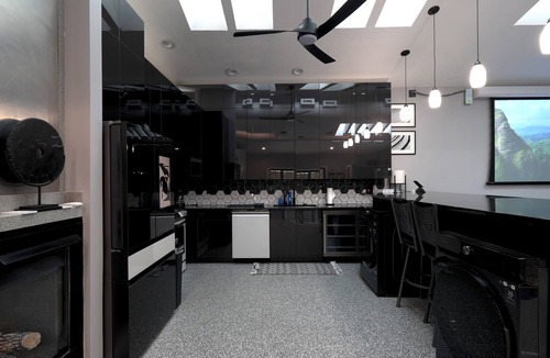Davenport Apartment | Pool house Get-A-Way/Mini Venue
