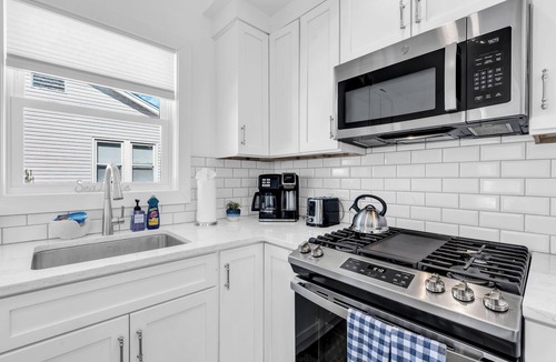 Wall House | Porch | BBQ | Coffee Maker | Parking