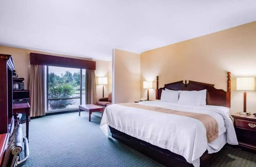 Carthage Hotel | Precious Hotel