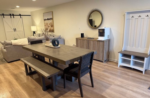 Horton Cabin | Premiere lodging near 4 Rivers Conservation-perfect acreage getaway