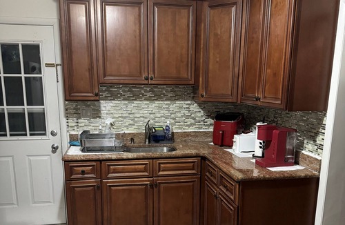 Perth Amboy House | Prime Cozy Room. Easy NY access