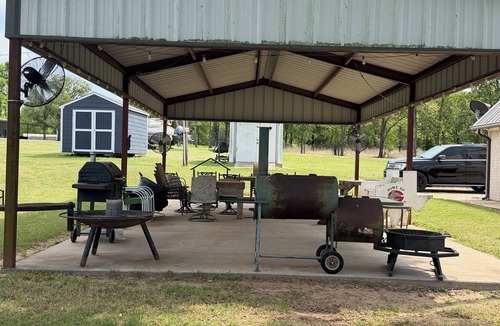 Cotton Gin House | Prime lakefront location with private covered pavilion.
