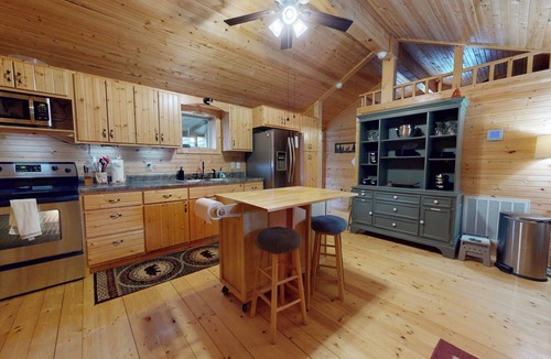 Sanford Cabin | Private 43-Acre Cabin Near Pinehurst with Trails, Pond, on property Sleeps 6