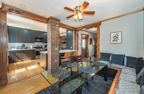 McGinley Square House | Private 4BR/3.5B Home Driveway 15 min to NYC